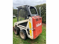 Bobcat 443 – compacte schranklader – diesel – werkend - afbeelding 15 van  21