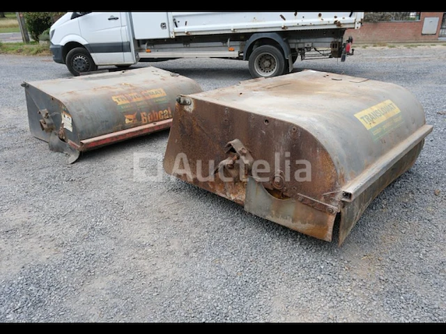 Bobcat 60-sweeper collector emmer veegmachines - afbeelding 1 van  18