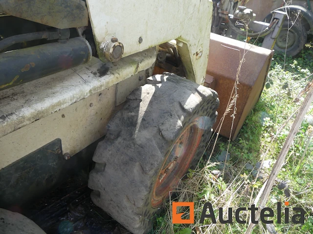 Bobcat 753 benzine bull loader - afbeelding 9 van  18