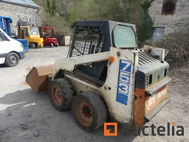 Bobcat 753 benzine bull loader - afbeelding 14 van  18