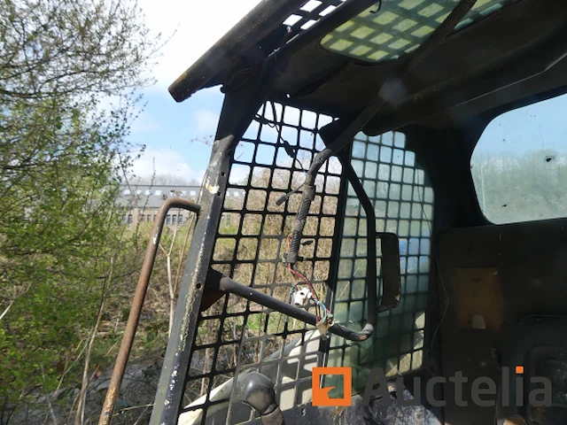 Bobcat 753 benzine bull loader - afbeelding 16 van  18
