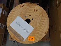 Bobijn elektrische kabel - afbeelding 2 van  3