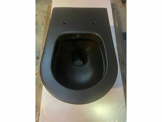 Bocchi - design hangtoilet - toilet- mat zwart - afbeelding 2 van  3