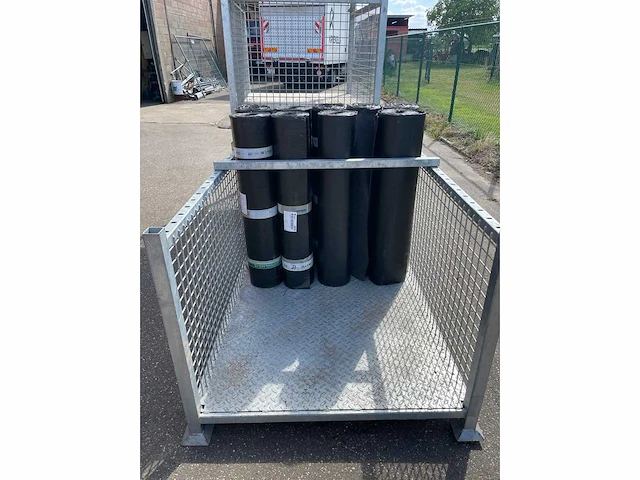 Böcker pallethaak,laspost & roofing containers - afbeelding 8 van  12