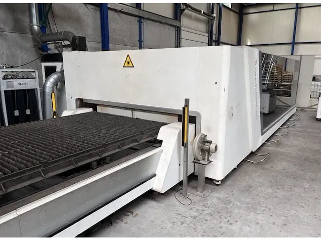 Bodor p6020 fiber laser-snijmachine - afbeelding 4 van  9