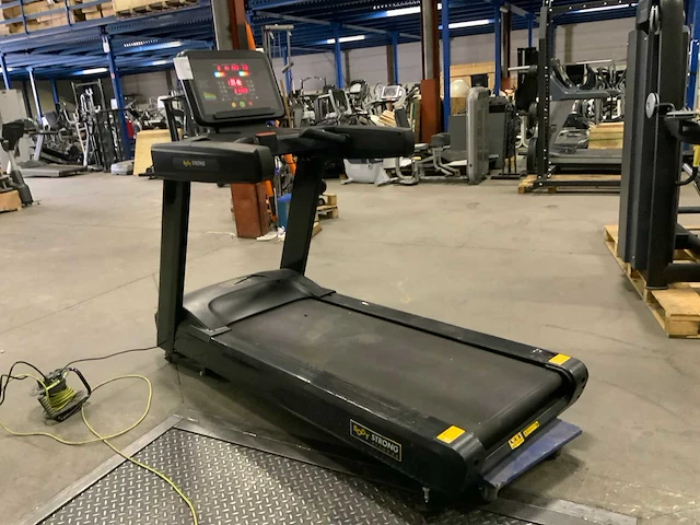 Body strong commercial treadmill loopband - afbeelding 5 van  6