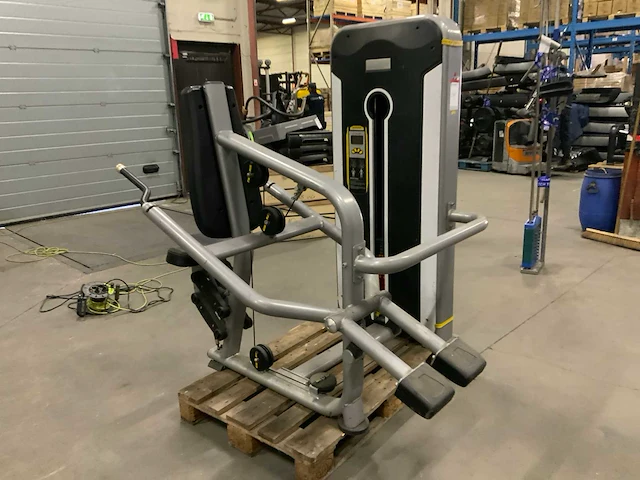 Body strong triceps press krachtstation - afbeelding 4 van  6