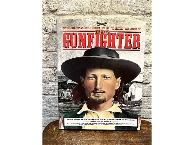 Boek age of the gunfighter - afbeelding 1 van  1