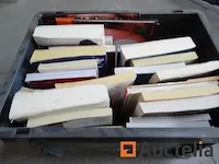 Boek case verschillend (romans,..) - afbeelding 26 van  26