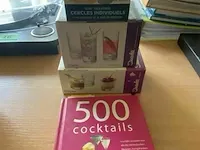 Boek over cocktails + glazen - afbeelding 1 van  3