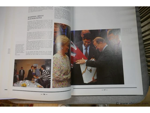 Boek - afbeelding 3 van  4