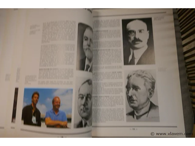 Boek - afbeelding 2 van  4