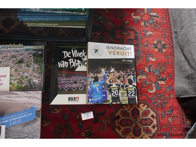 Boek - afbeelding 1 van  1