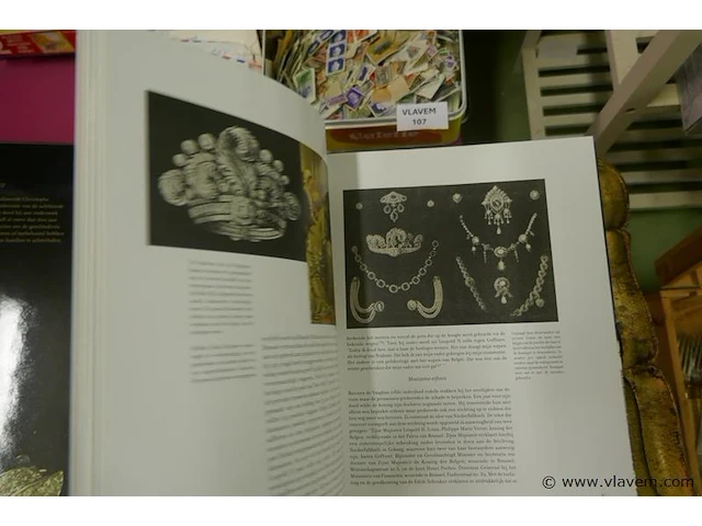 Boek - afbeelding 2 van  3