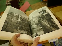 Boek - afbeelding 1 van  2