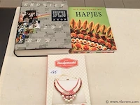Boeken divers 3stuks - afbeelding 1 van  1