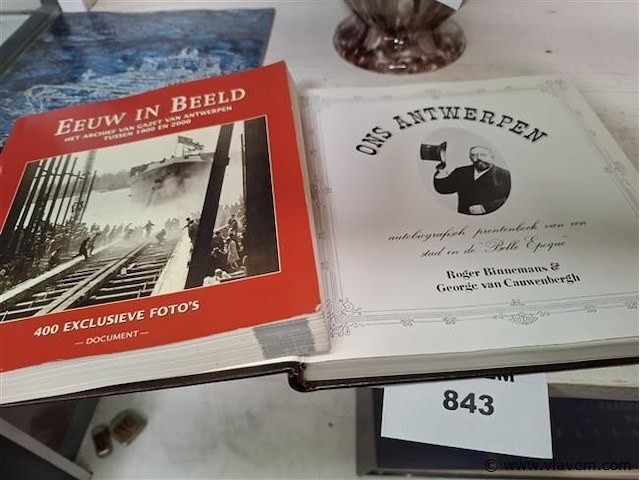 Boeken - afbeelding 1 van  2