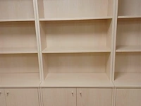 Boekenkast in melamine es - met 2 deuren + open boekenrek - afbeelding 1 van  2