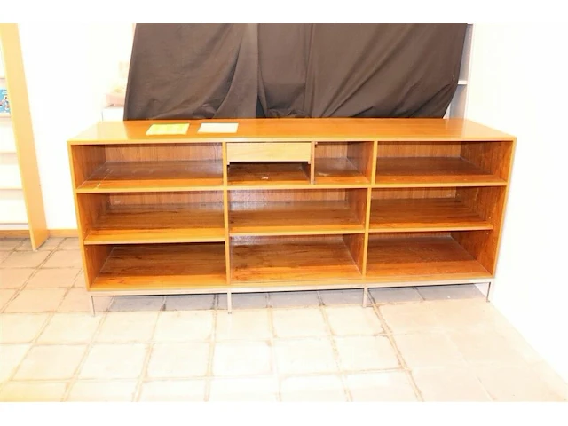 Boekenkast - afbeelding 1 van  3