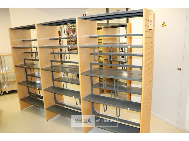 Boekenrek - afbeelding 1 van  1