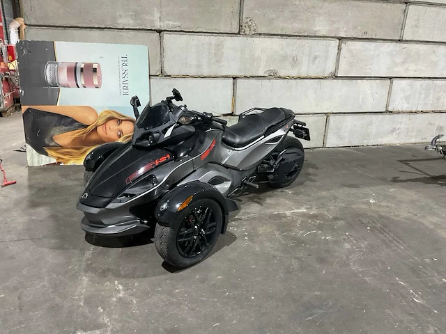 Bombardier “j”spyder can am rs-s spider driewieler - afbeelding 1 van  14