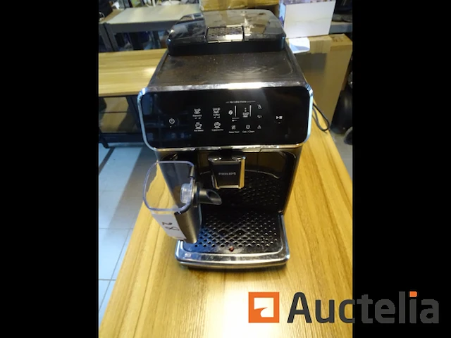 Bonen koffiemachine philips 2200 serie ep2231 lattego winkelwaarde 479 € - afbeelding 1 van  13