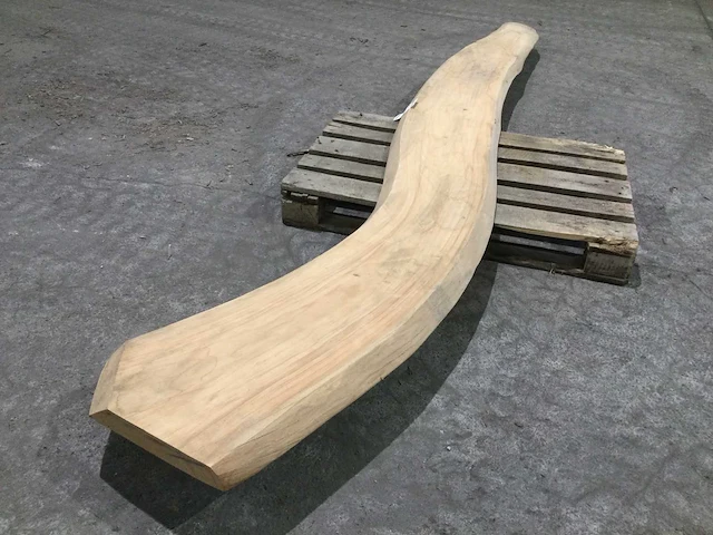 Boomstam tafelblad eiken 3670 x 350 x 70 mm - afbeelding 1 van  6