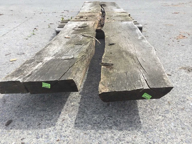 Boomstam tafelblad eiken 4100 x 400 x 80 mm ( 2 x ) - afbeelding 3 van  5