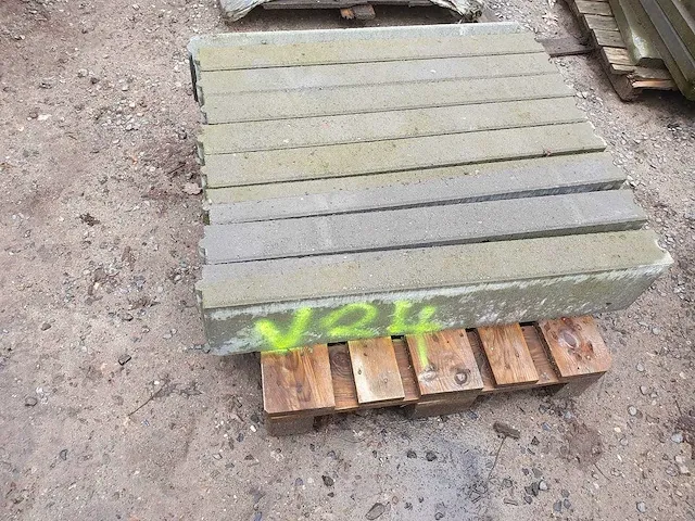 Boordsteen 10 x 20 x 10 (8 stuks) - afbeelding 1 van  1