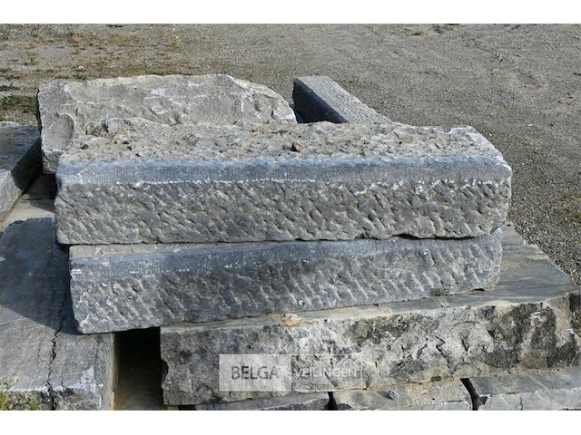 Boordsteen - afbeelding 6 van  6