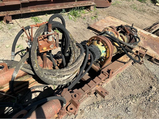 Boorinstallatie met spiralen - afbeelding 5 van  9