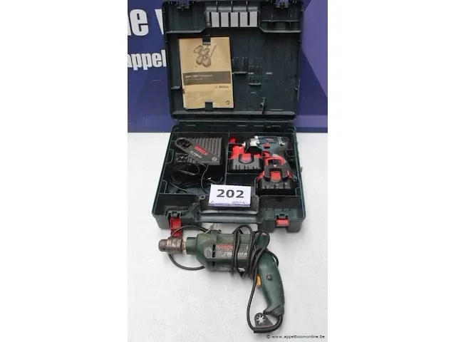 Boormachine bosch csb 550re plus accu slagmoersleutelmachine bosch gds 14.4v in koffer met lader, werking niet gekend - afbeelding 1 van  4