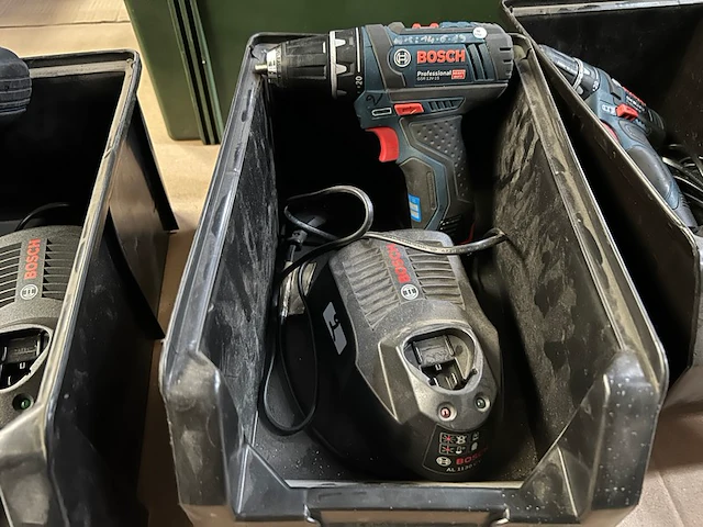 Boormachine bosch - afbeelding 1 van  4