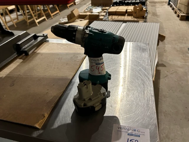Boormachine makita - afbeelding 1 van  4