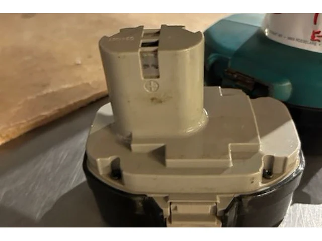Boormachine makita - afbeelding 3 van  4