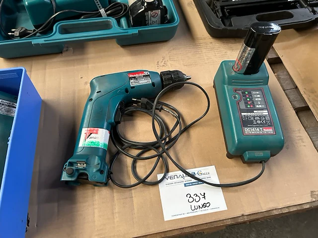Boormachine makita - afbeelding 1 van  1