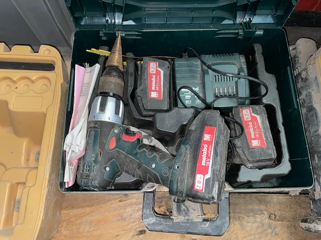 Boormachine metabo - afbeelding 1 van  4