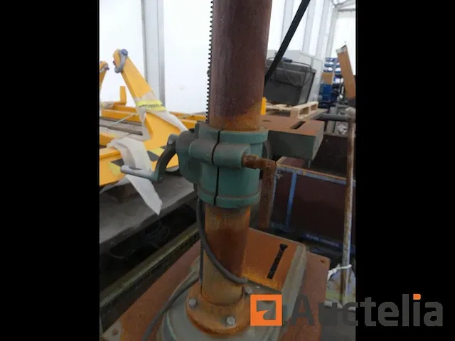 Boormachine op kolom p. gillard - afbeelding 14 van  20