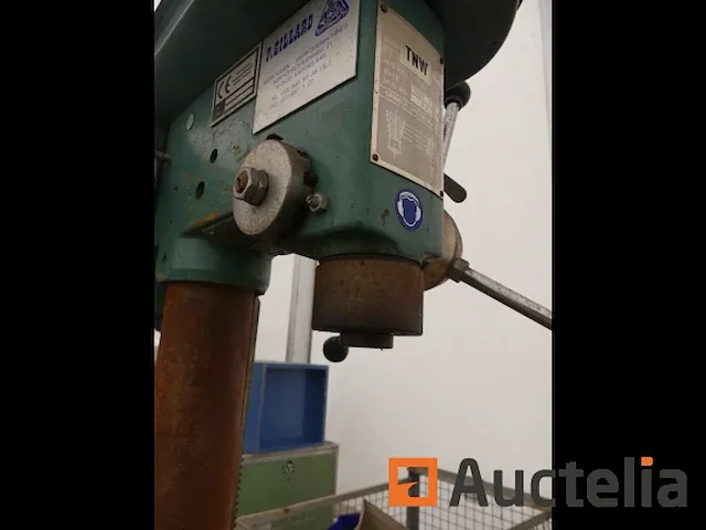 Boormachine op kolom p. gillard - afbeelding 17 van  20