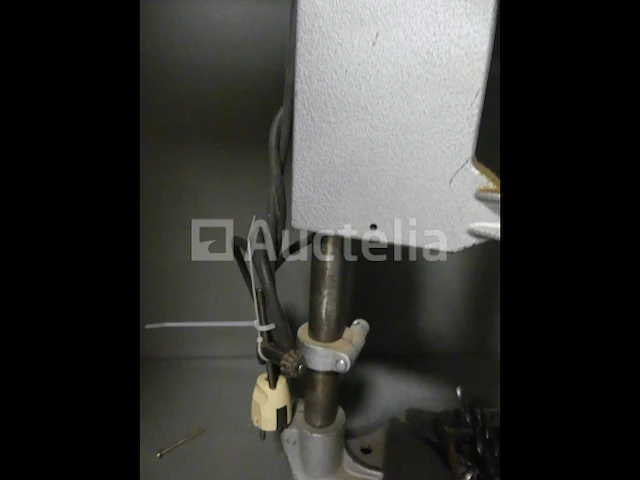 Boormachine, spijkermachine, schuurmachine - afbeelding 6 van  9