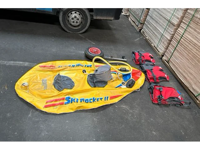 Boot met trailer - afbeelding 18 van  21
