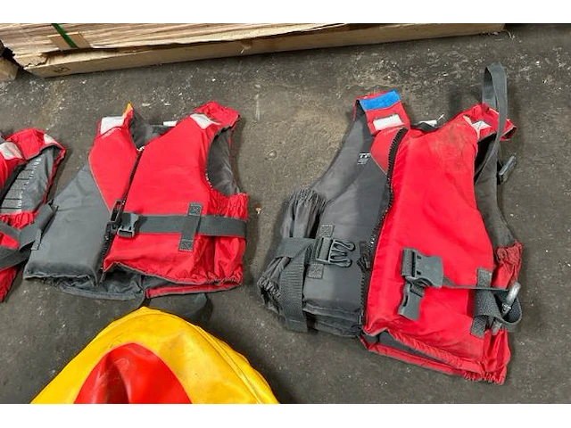 Boot met trailer - afbeelding 20 van  21