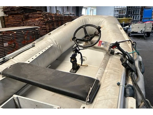 Boot met trailer - afbeelding 2 van  21