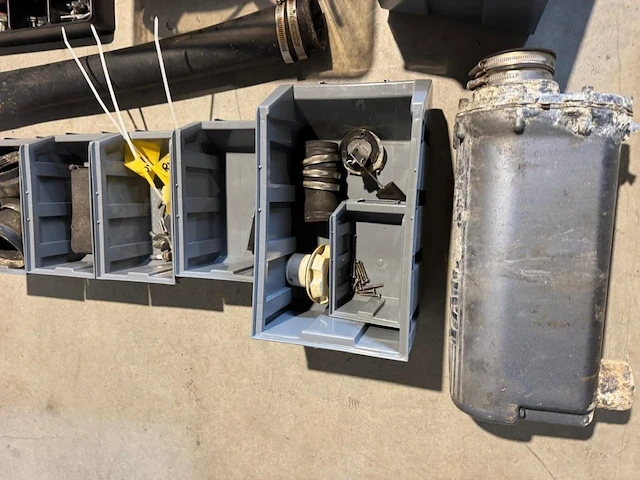 Boot zodiac projet met trailer - afbeelding 13 van  22