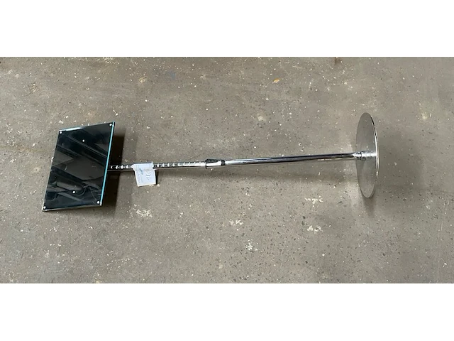 Bord - afbeelding 1 van  2