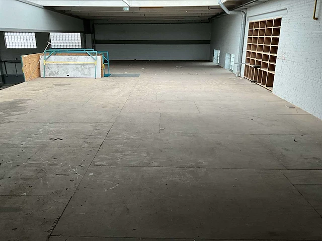 Bordes magazijn complete constructie - afbeelding 9 van  11