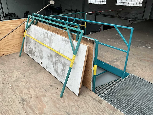 Bordes magazijn complete constructie - afbeelding 10 van  11