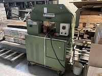 Born-binder btm koord-inbindmachine