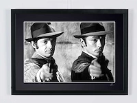 Borsalino 1970 - jean-paul belmondo (françois capella) & alain delon (roch siffredi). - fine art photography - luxe houten lijst 70x50 cm - gelimiteerde oplage van 30 stuks