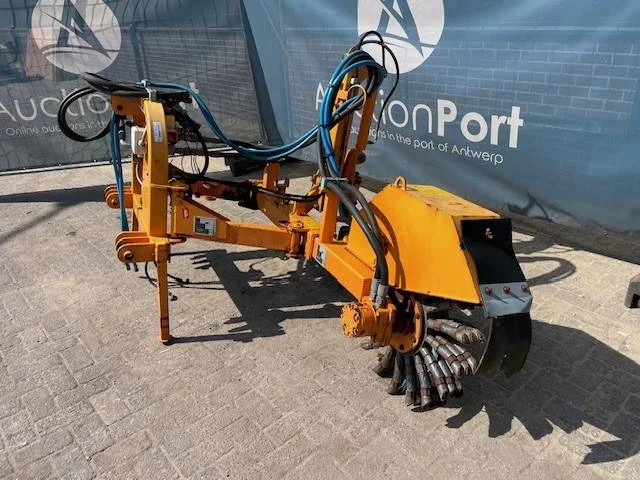 Borstel aanbouw vandaele - afbeelding 1 van  1